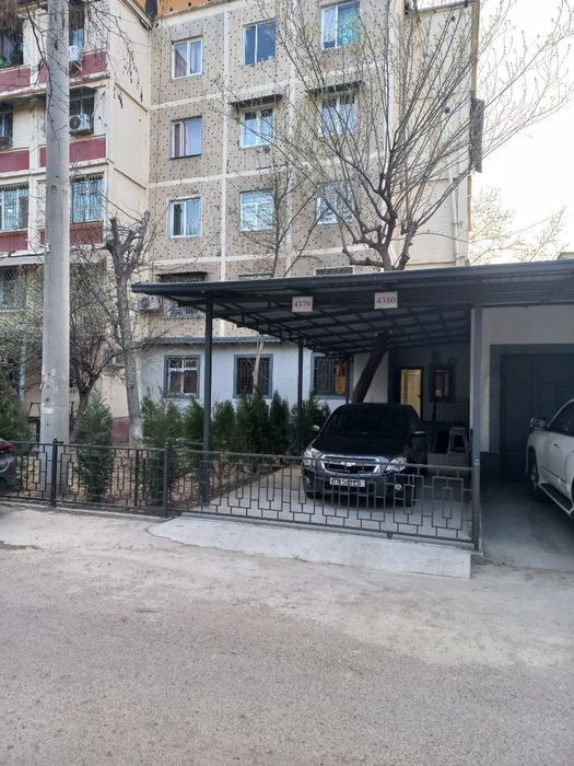 Продаю СВОЮ квартиру на Карасу-3, с хайтек ремонтом. 2в3/1/5.