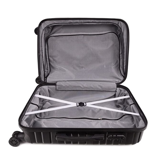 Чемодан на колесиках.