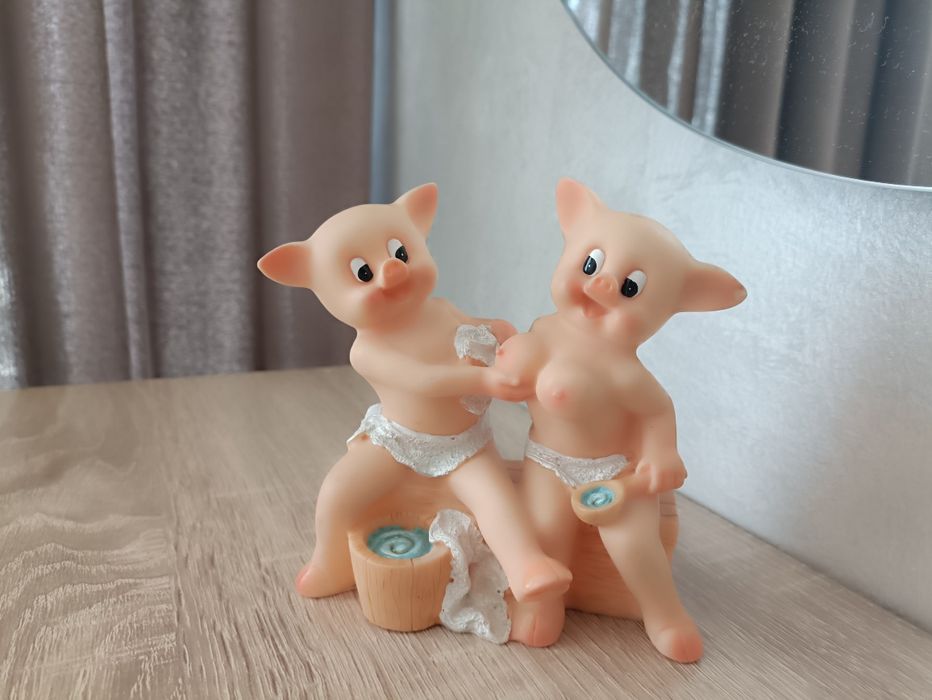 Статуэтки семейка кошек