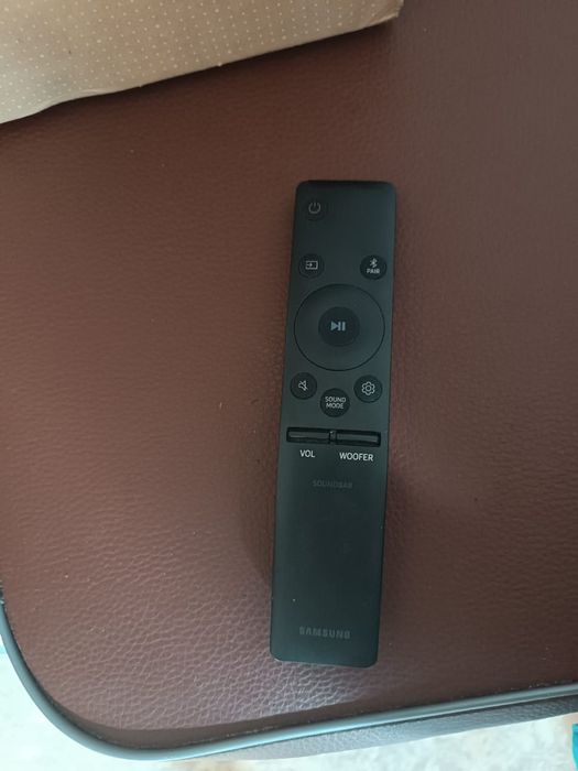 Продам саундбар Samsung Q600A