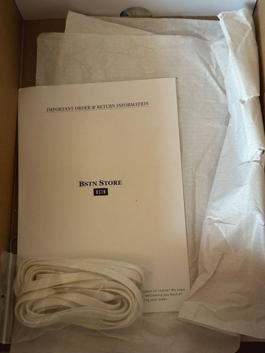 Jordan 1 high OG Versity Red