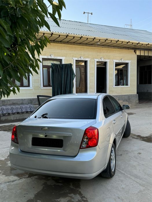 Lasetti 1.8  mexanika