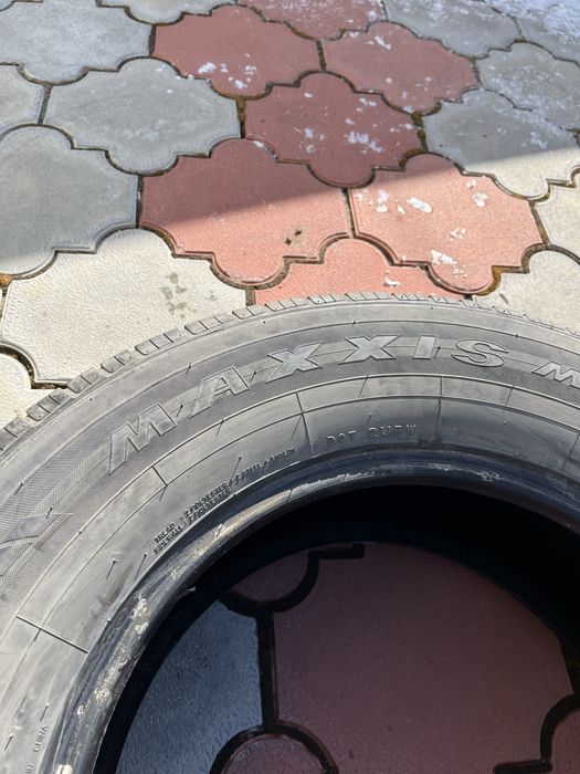 Продам комплект летних шин 265/65 R17