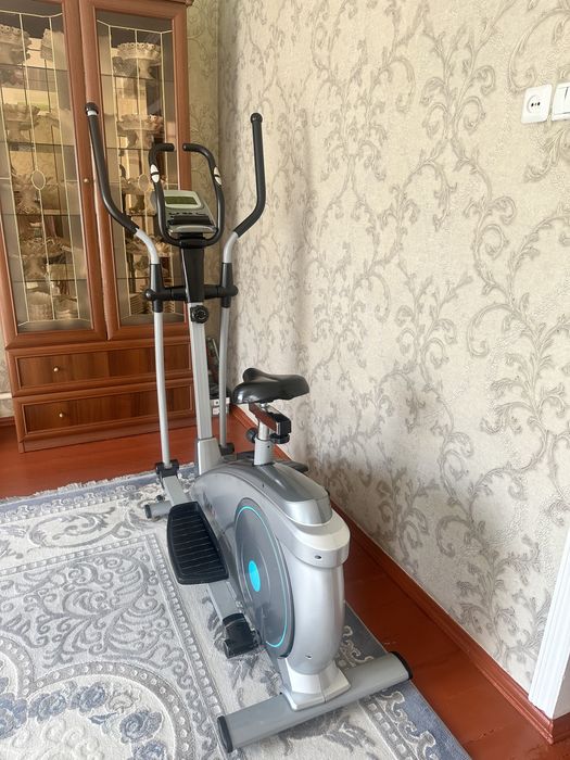 Срочно продам  Вело-лыжы тренажер: 2в 1