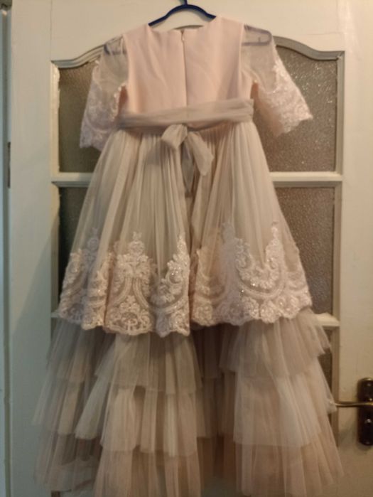 Платье детское нарядное