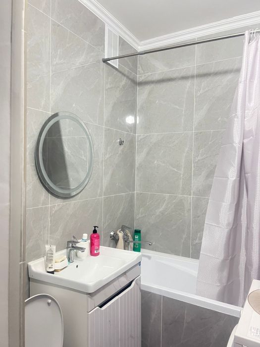 Возьму девушку  на подселение