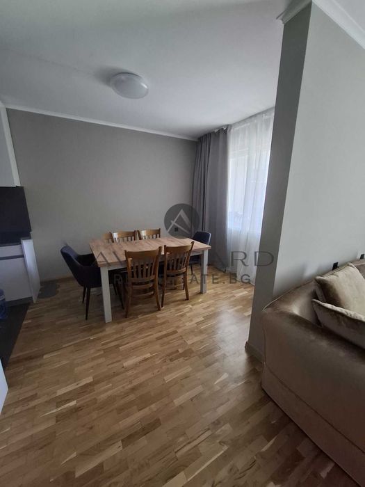 оф.23764 Луксозен четиристаен/ Център