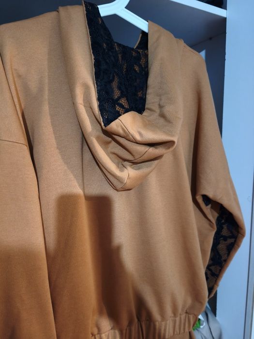 Хиджаб отдаю дешево