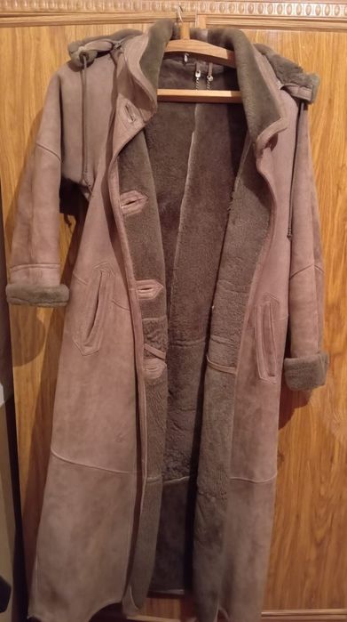 Продам 2 натуральные дублёнки