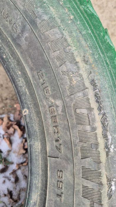 Продам зимние шины б у