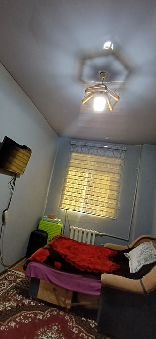 Продаётся своя 1 /1/4  квартира,кирпич