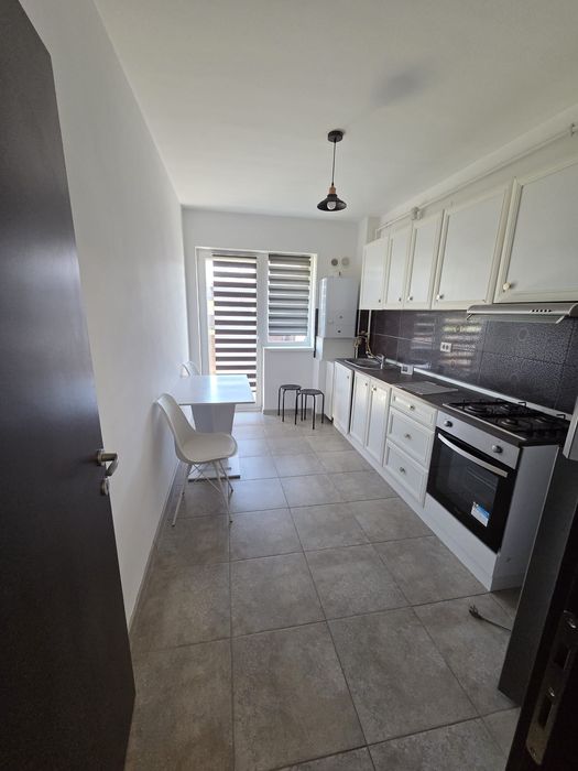 Proprietar, vând apartament cu doua camere