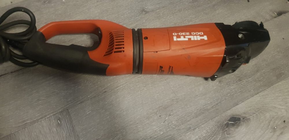 Flex HILTI DCG 230-D cu cap rotativ functional se vinde exact ca in poze pret 550 de lei