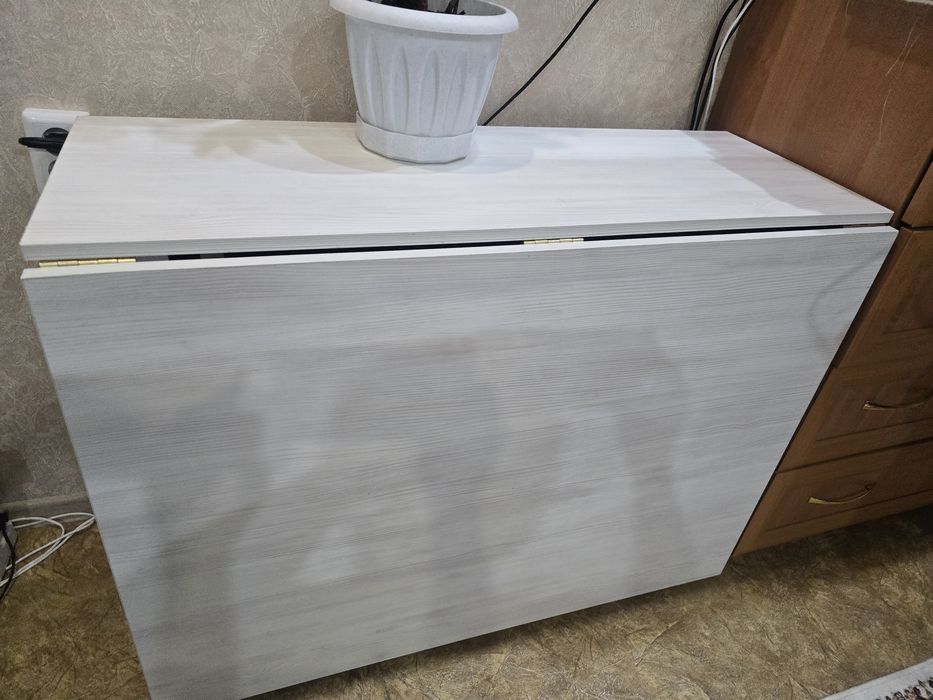 Стол складной новый