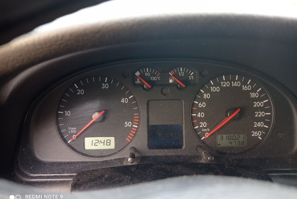 Vând Volkswagen passat b5
