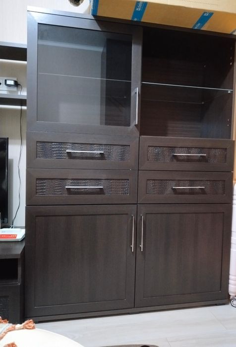 Продаётся б/у шкаф в отличном состоянии