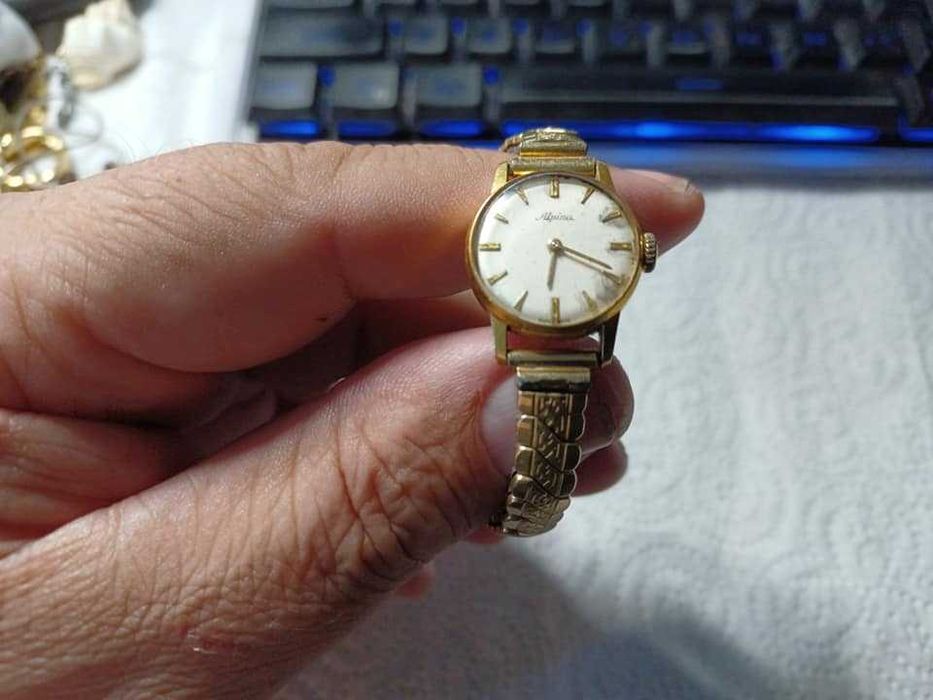 Lot 2 vintage de 8 ceasuri