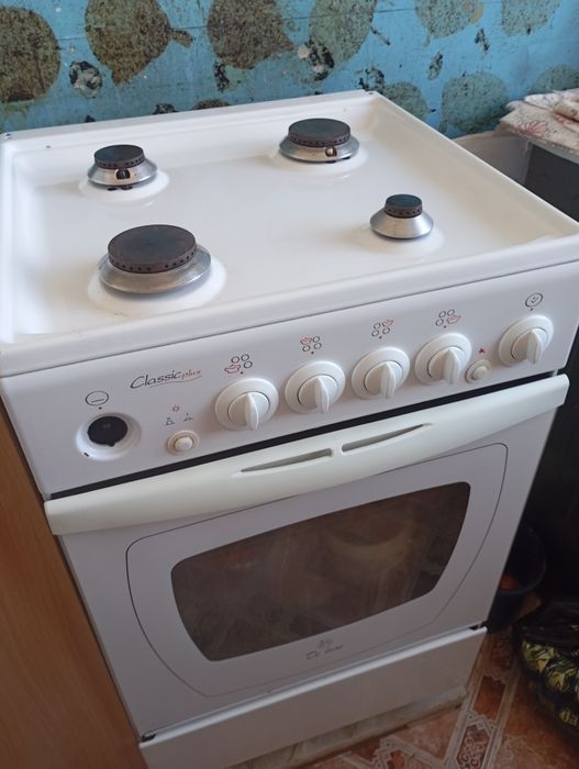 Продам газплиту б/у