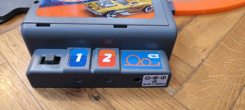 Hot wheels zero gravity, магнитна писта