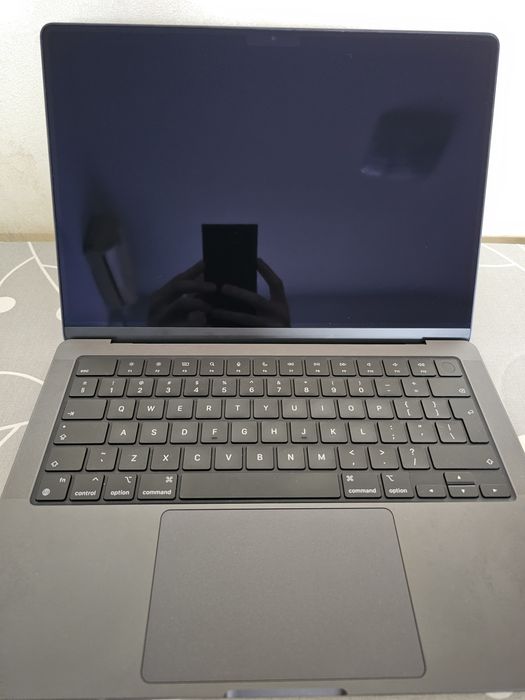 Macbook M3 Pro 14"
