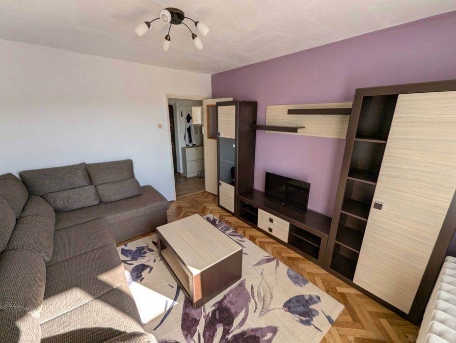 Inchiriez Apartament 2 camere decomandate in Dambul Rotund