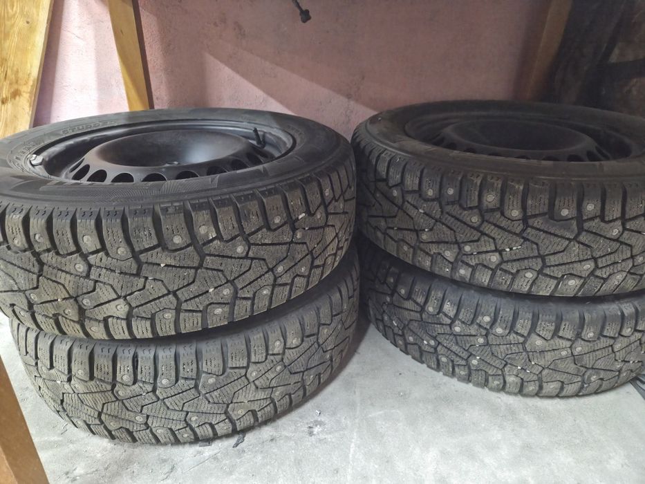 ДИСКИ R15 с резиной PIRELLI зимняя