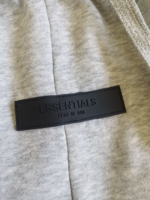 Pantaloni lungi essentials