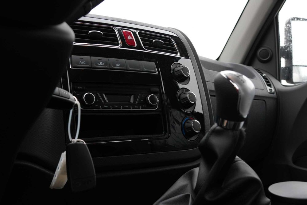 JAC X 200 Foizsiz bolib tolashga