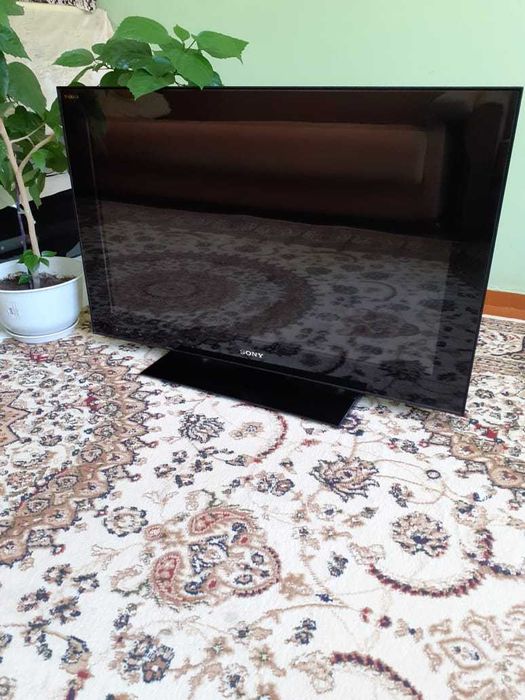Продам телевизор SONY