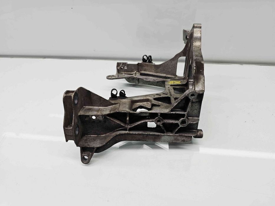 Suport far dreapta Mercedes Clasa C Combi (W205) [Fabr 2015-prezent]