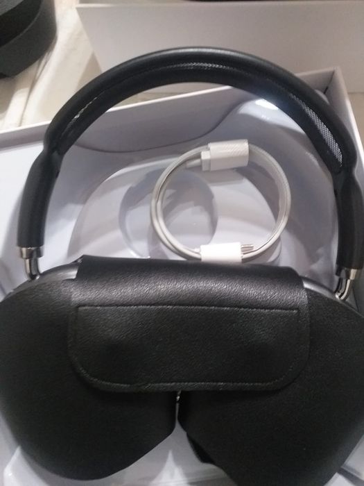 Casti Airpods Max noi