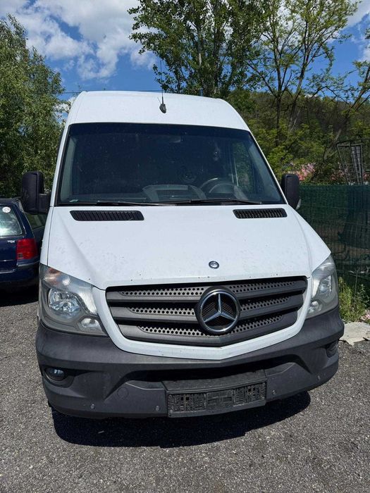 Vand Mercedes Sprinter 8+1 Locuri Motor Defect