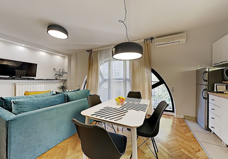 Дава се под наем Едностаен апартамент в Бургас, Възраждане - 40 кв.м за 398.82 € - Снимка #1