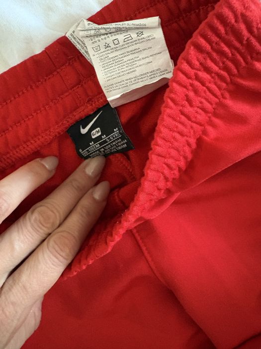 Дрехи на марката nike