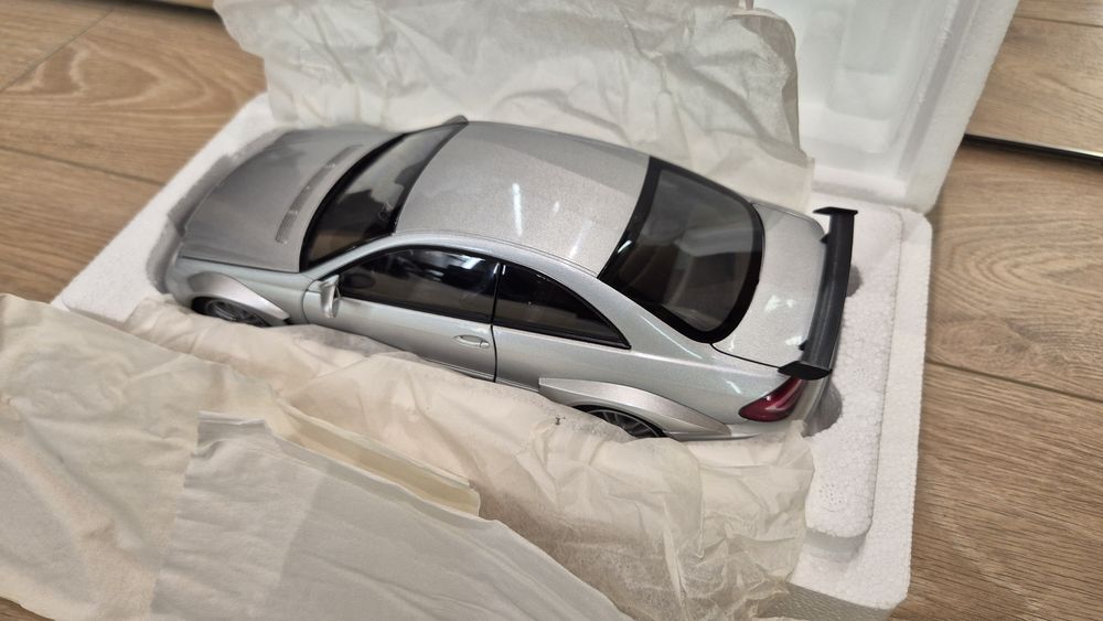 Kyosho 1:18 Mercedes-Benz CLK DTM AMG Coupe – Нов в кутия