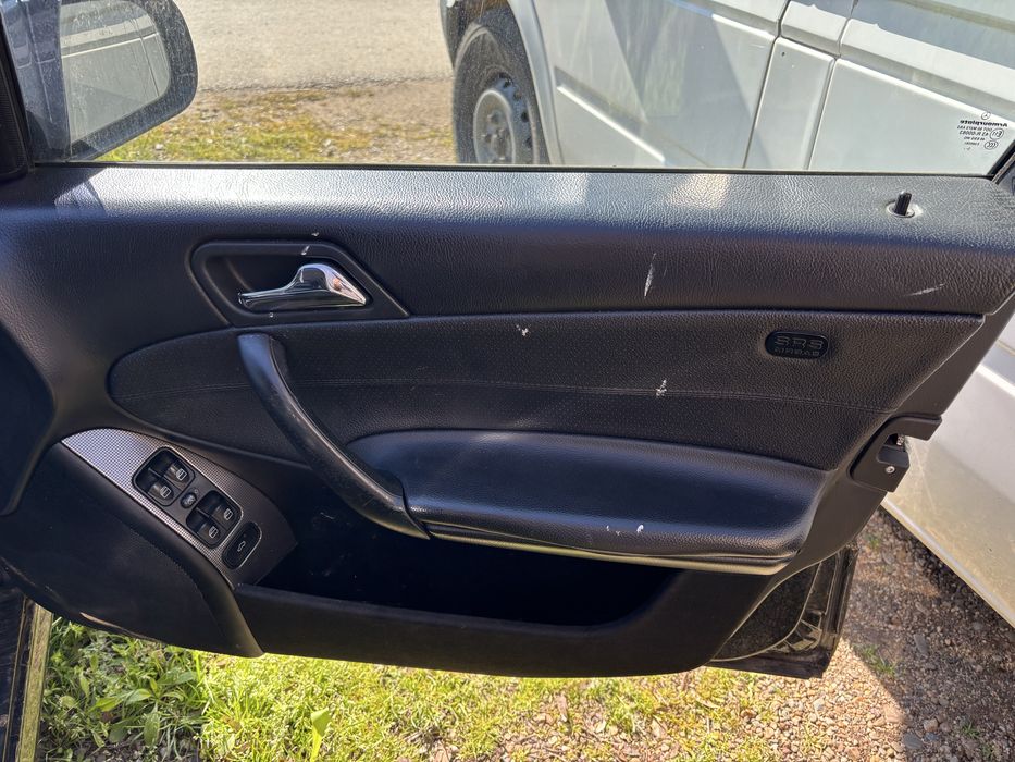 Кожен Салон за Мерцедес W203 Facelift Седан