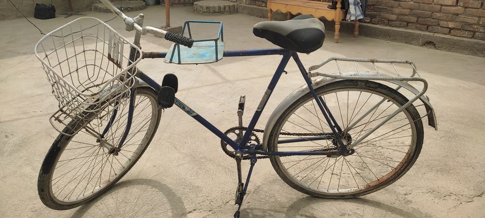 Ишлатилган велосипедлар сотилади.