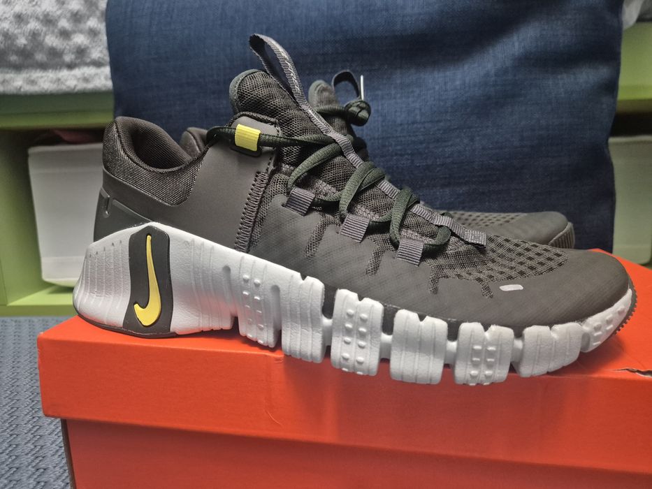 Adidas nike Metcon 5