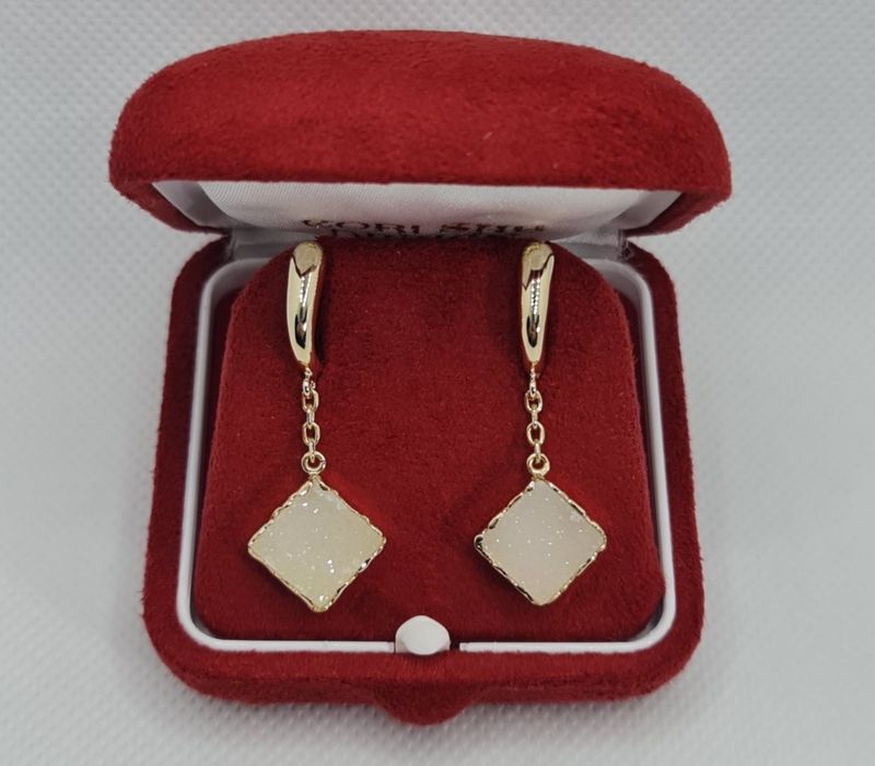 Cercei hamdmadi aur galben 14k cu druzy quartz natural