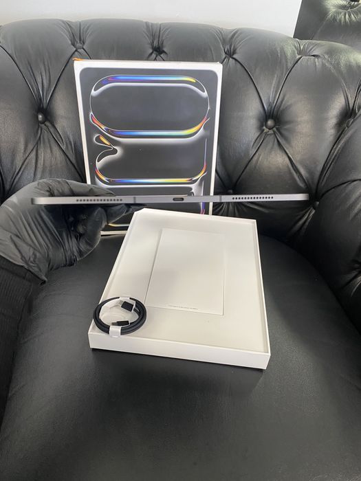 iPad Pro 13-Inch / 256 GB / Space Black