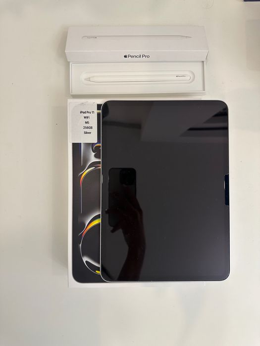 iPad Pro 11”, M5, 256 GB с Pencil Pro