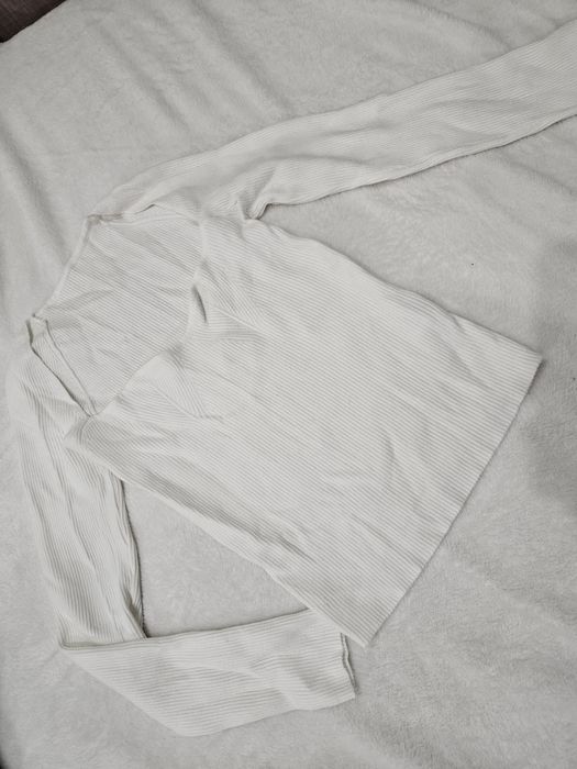 Бяла блуза чисто нова