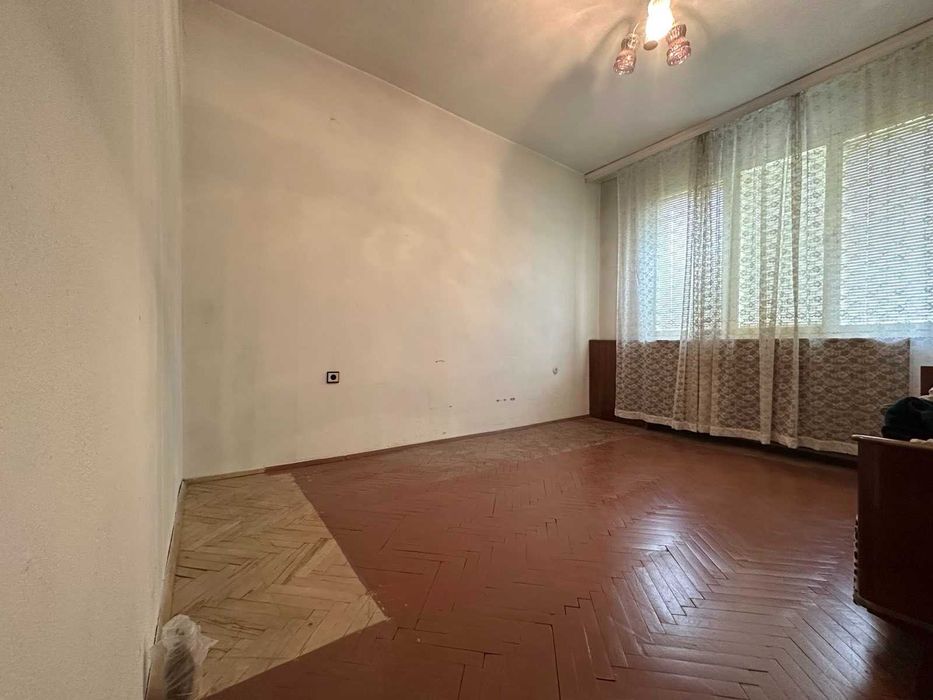 Продава се Тристаен апартамент в Велико Търново, Център - 90 кв.м за 1112 €/кв.м - Снимка #7