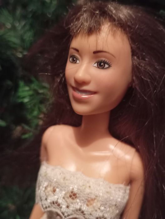 Продам редкую Барби.