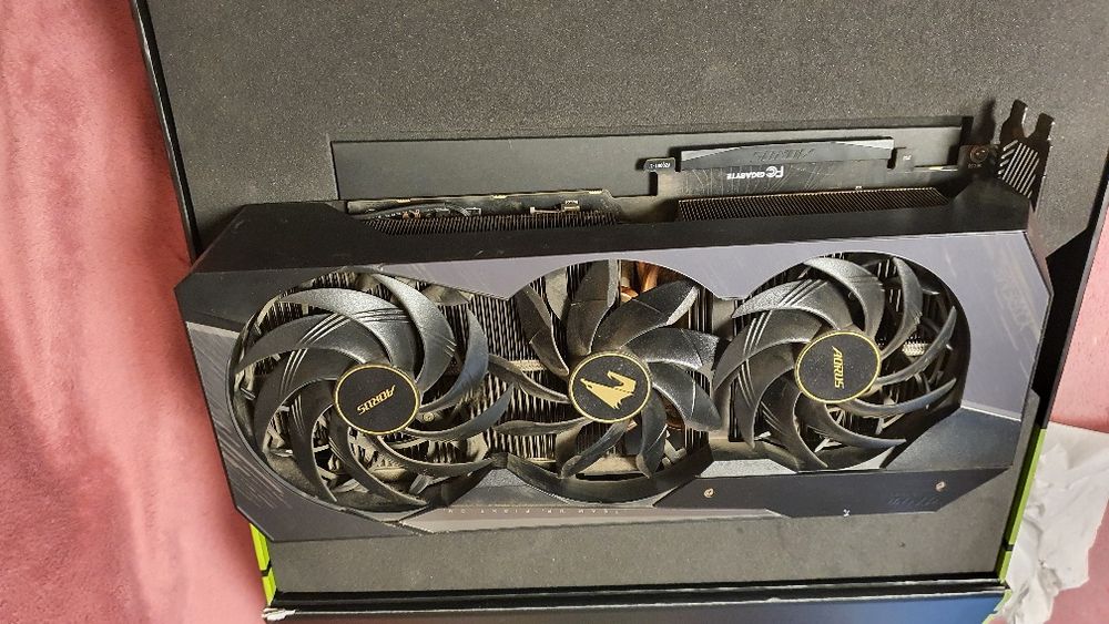 Placa video gaming Nvidia rtx 3090 Gigabyte Auros extreme