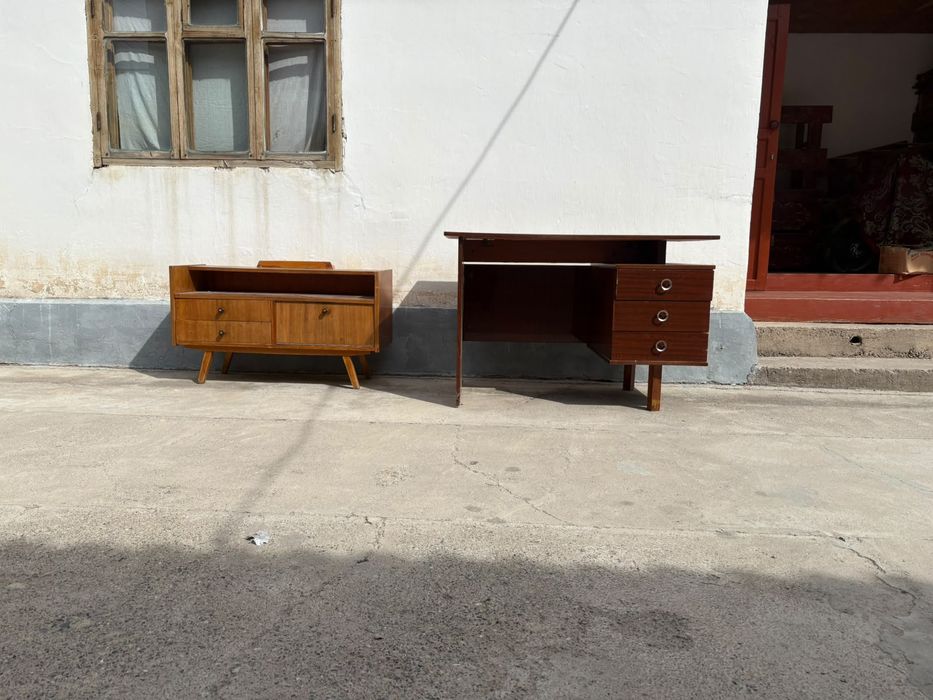 Стол , трюмо арзан багада