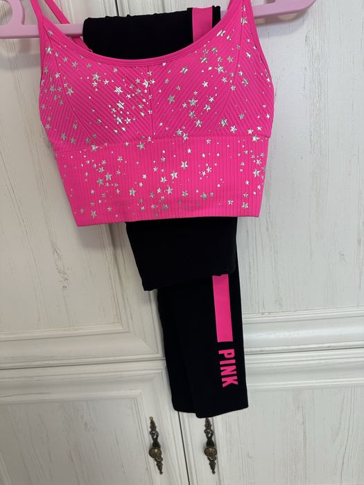 Спортни костюми Victoria Secret, размер хс