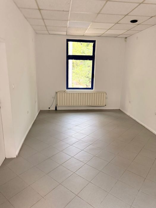 Дава се под наем Офис в София, Илинден - 110 кв.м за 663 € - Снимка #4