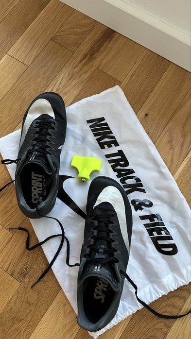 Nike track and field spikes/шпайкове