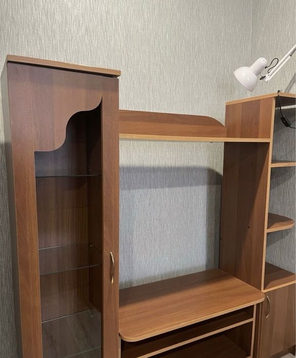 Продам мебельную стенку